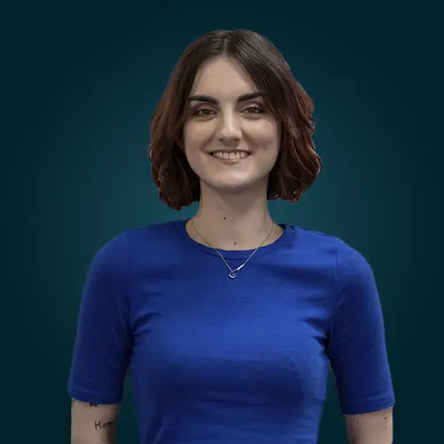 lucy a picture of customer success manager at smooth robotics