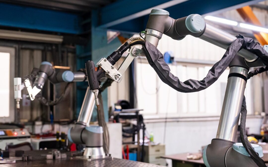 Fu Zhuan Steel Accelerates High-Mix Laser Welding with SmoothTool and UR12e cobot